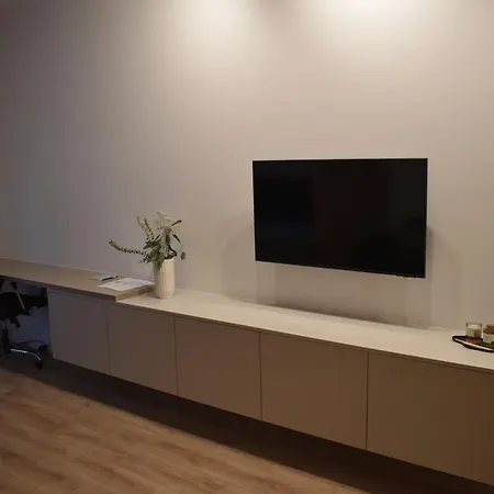 Elegant Near Downtown Appartement