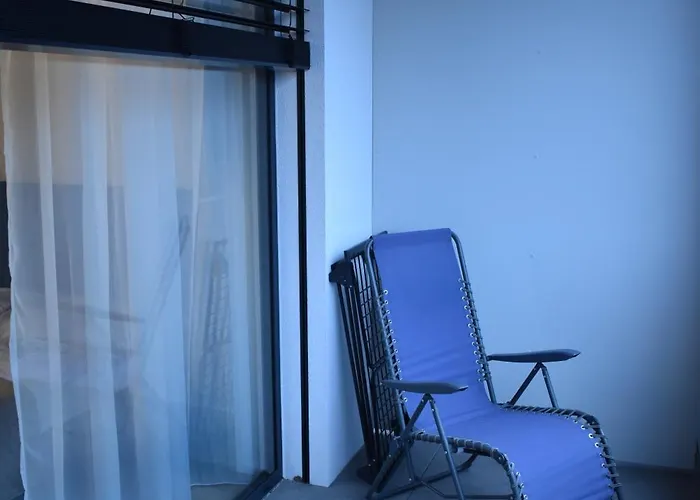Elegant Near Downtown Apartament Bratysława
